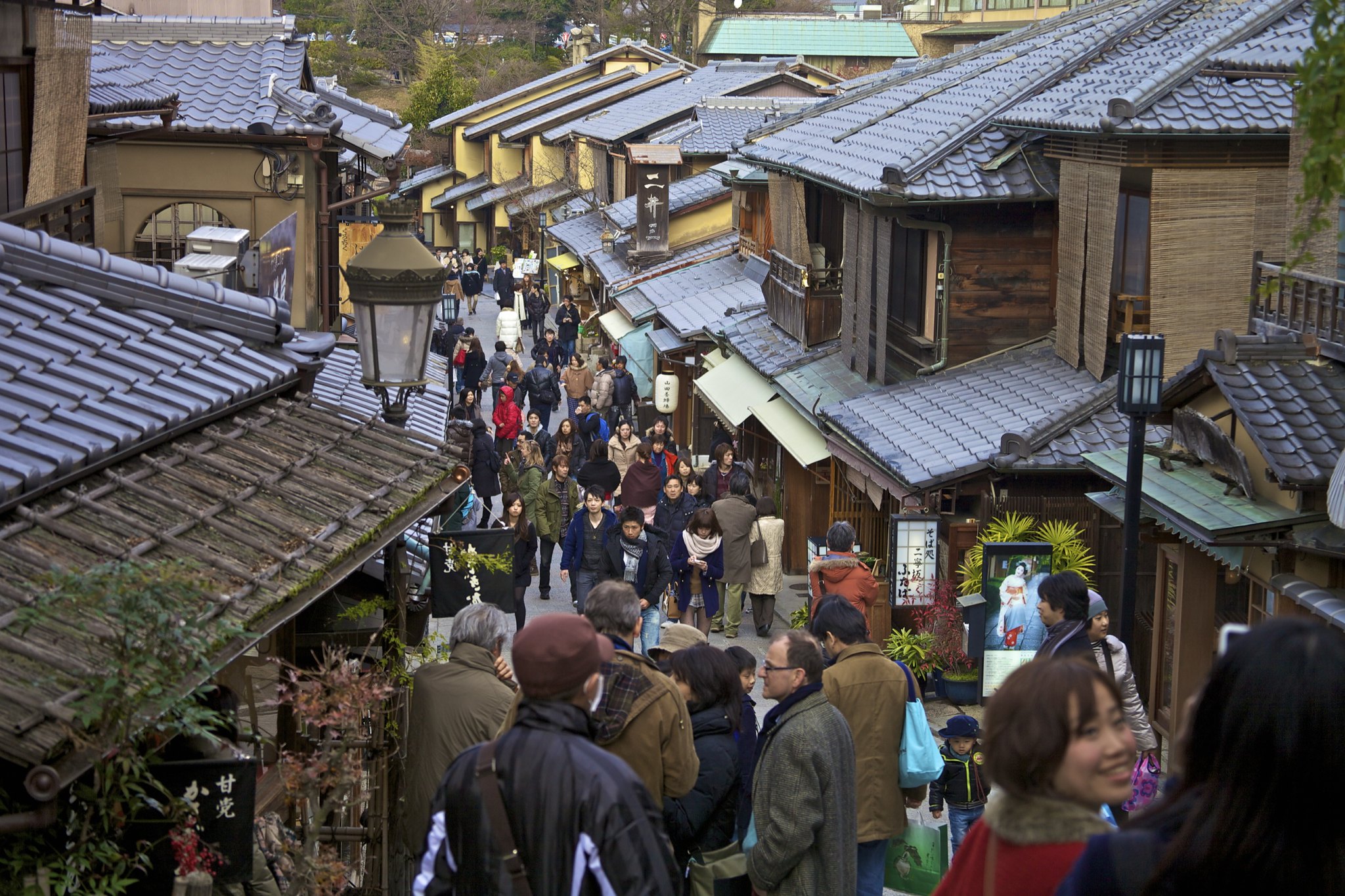 The streets around Kiyomizu.